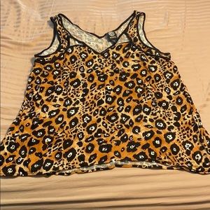 Bobeau XL Cat Eye Pattern Tank BNWOT